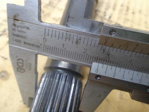 CARDAN DROIT PEUGEOT 207 1.6HDI - Vue 4